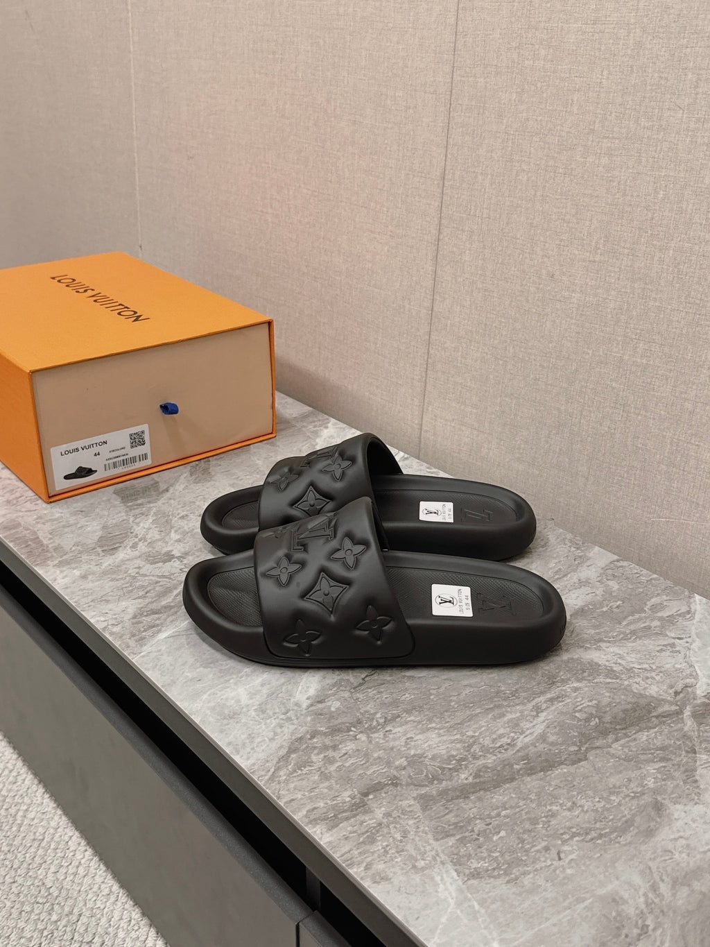 Louis Vuitton sandalias